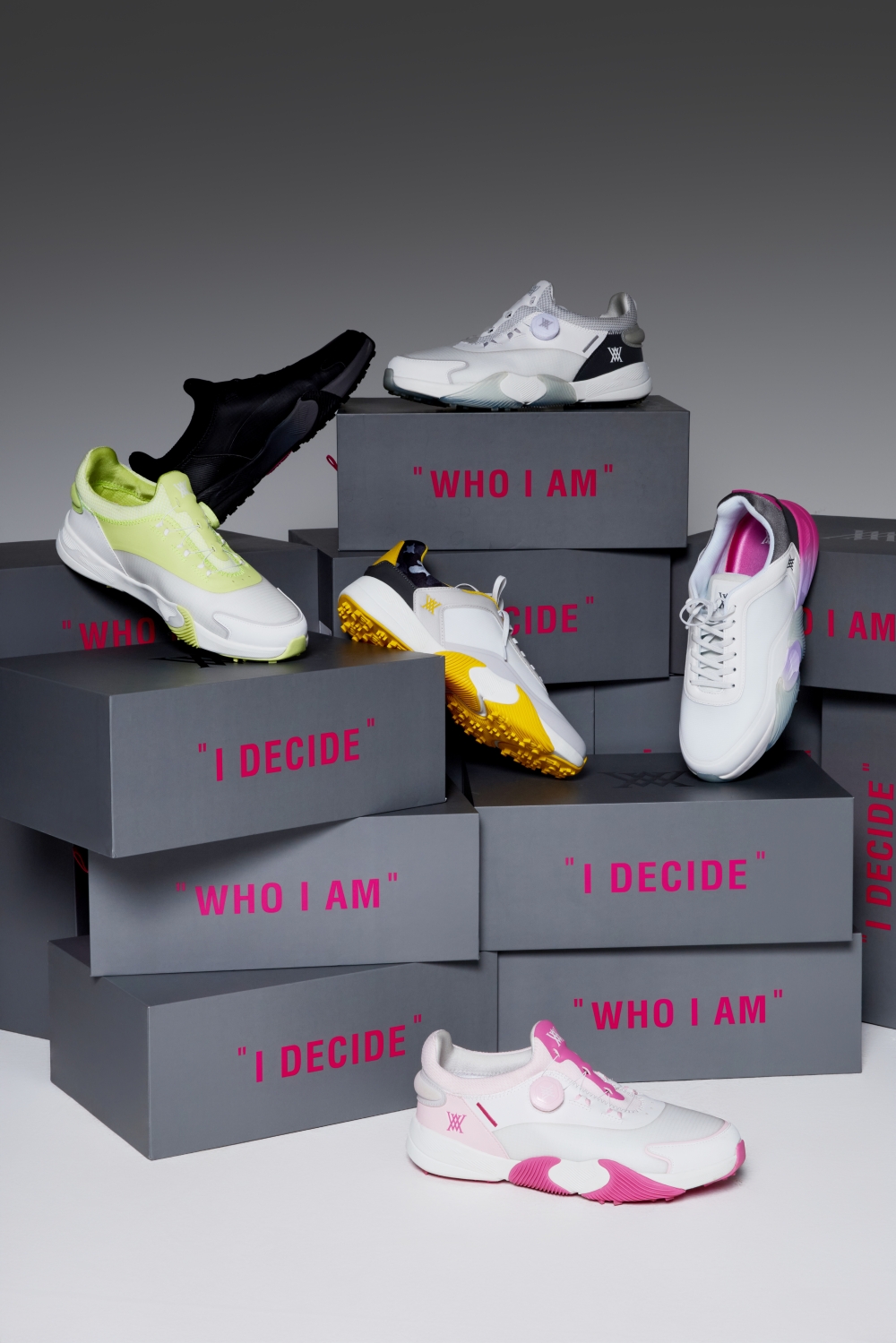 어뉴골프, 새 골프화 컬렉션 ‘어뉴그램’ 출시... 클래식부터 퍼포먼스까지 27-Image