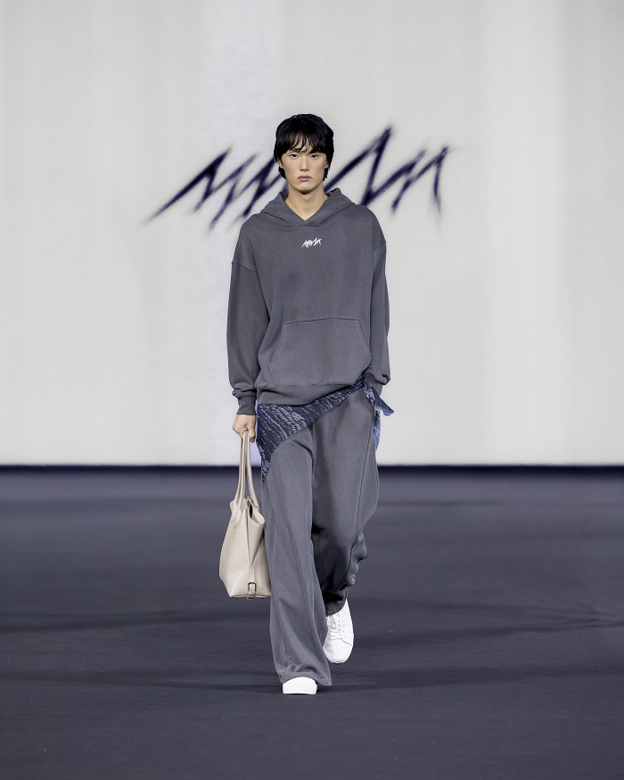 서울패션위크 피날레 장식한 므아므, 조화로운 넥서스 보여주다 2203-Image