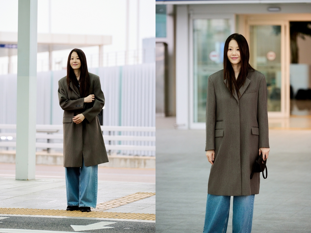 [공항패션] 고현정, 한발 빠르게 보여주는 가을 미니멀룩 3-Image