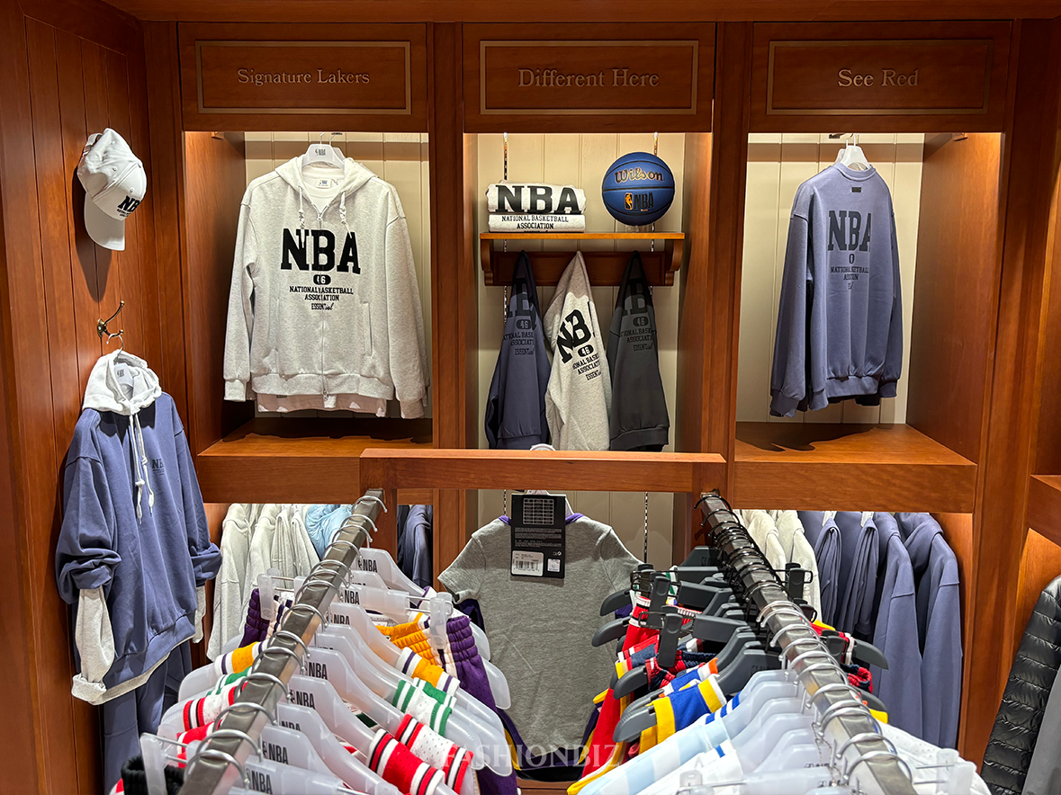 NBA, 레트로무드의 2025 F/W 캠페인 컬렉션 선봬 936-Image