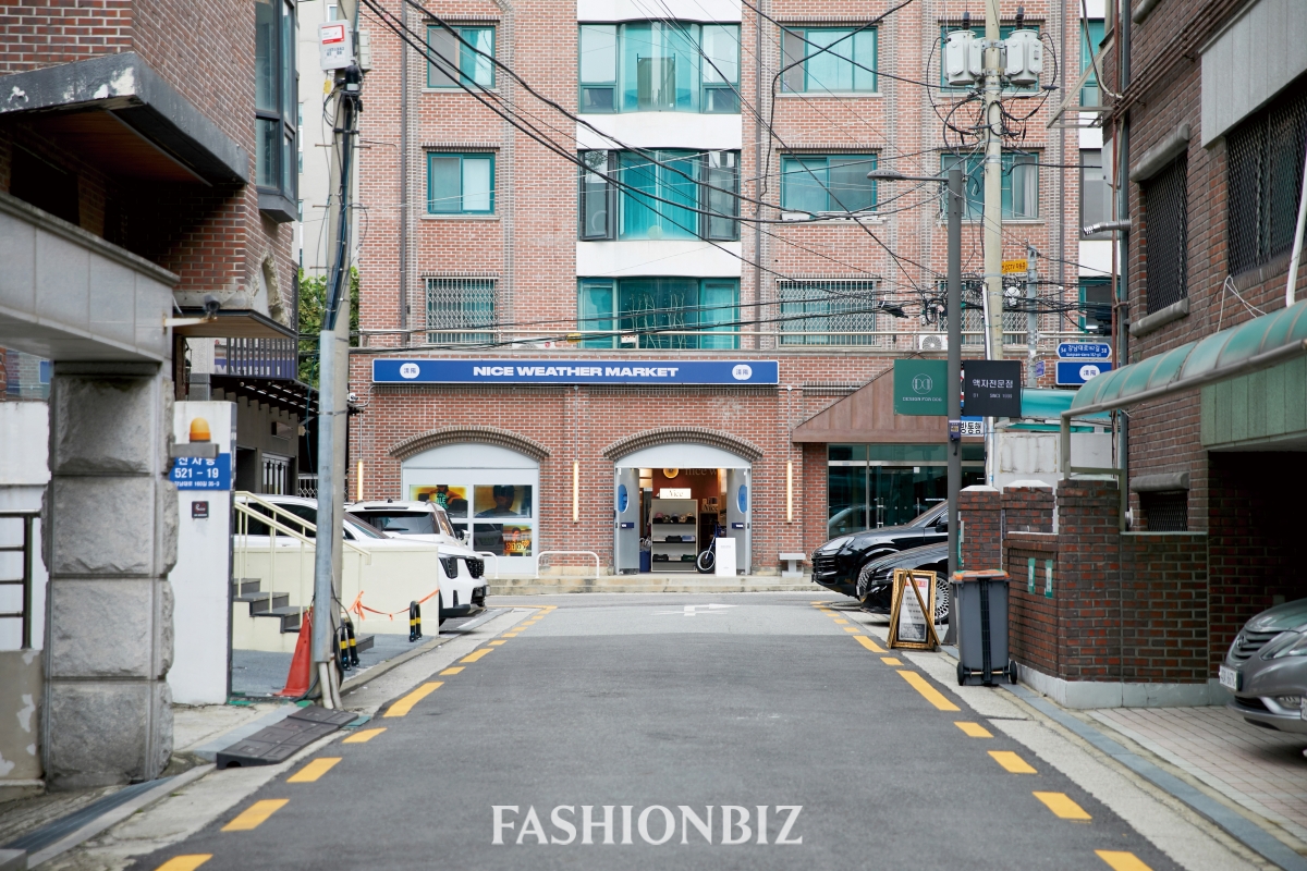 [월요기획] 공실률 44% 가로수길, ‘나로수 · 다로수길’로 반등할까?  5764-Image