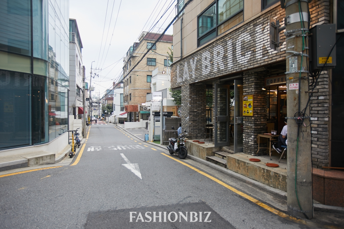 [월요기획] 공실률 44% 가로수길, ‘나로수 · 다로수길’로 반등할까?  10126-Image