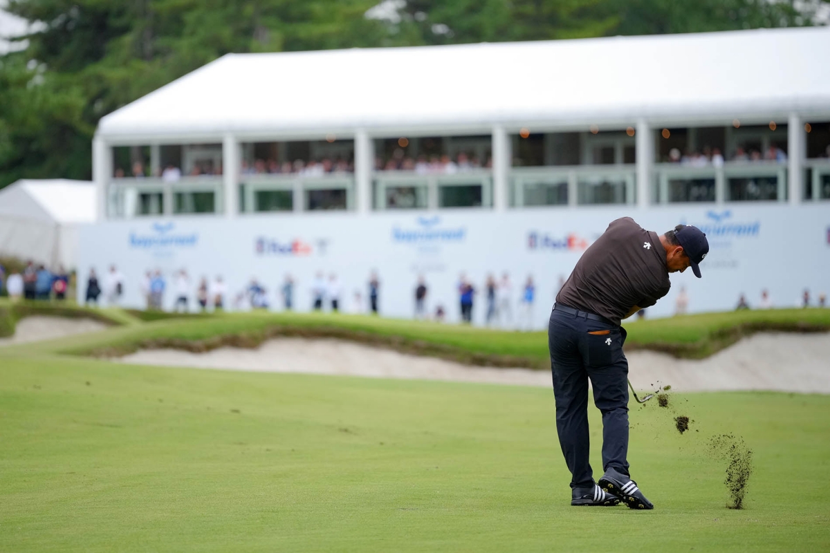 데상트골프, 잰더 쇼플리 PGA 통산 10승 달성… 우승 기념 프로모션 진행  1575-Image