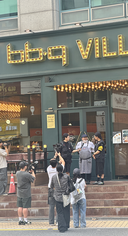 ‘의적단’ 박명수, 브랜드 곳간 털며 시민 웃음과 선행 실현 27-Image