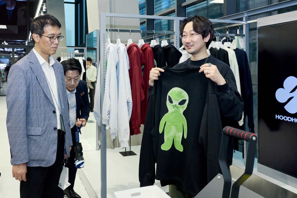 성수 쇼핑 필수 코스된 '이곳'... 중소 브랜드 기회 만든다 27-Image