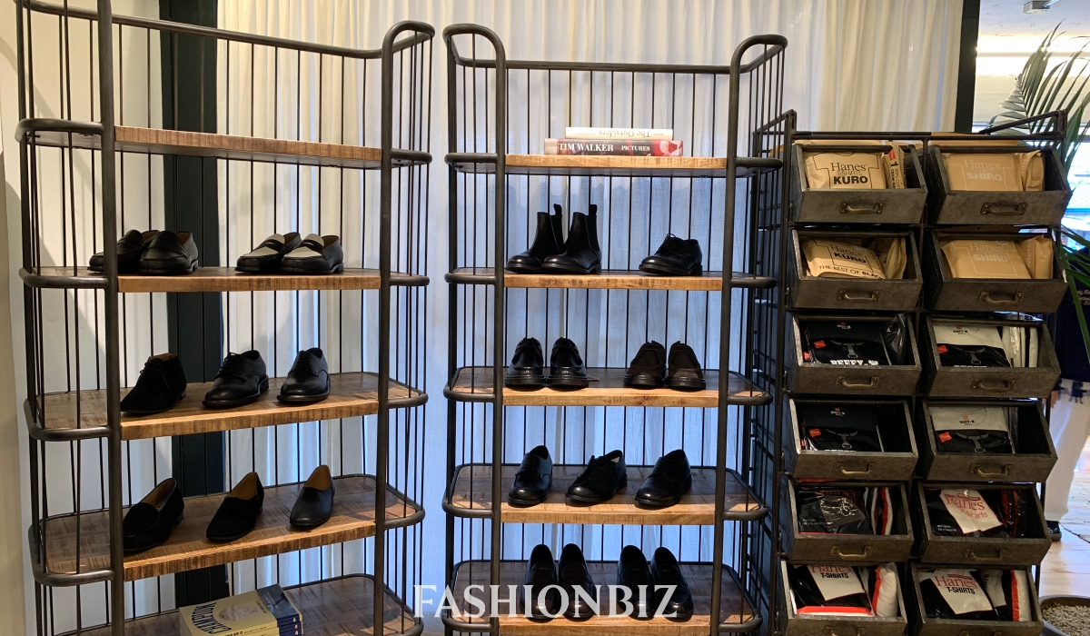 코넥스솔루션, 남성 워드로브 편집숍 ‘센트럴포스트’ 서울숲점 오픈  2746-Image