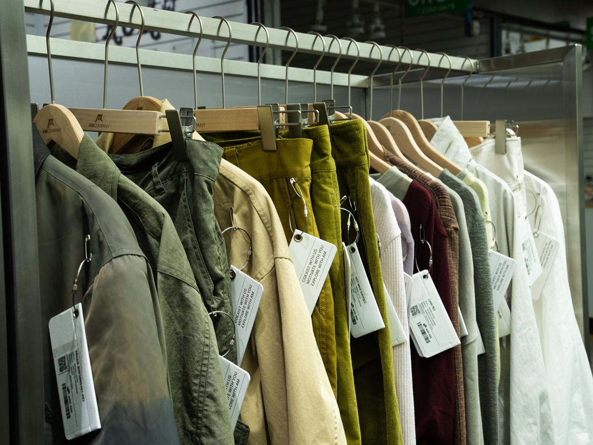 ‘오감을 통한 영감으로' 위드에이엠, 동대문종합시장 쇼룸 리뉴얼 오픈 1510-Image