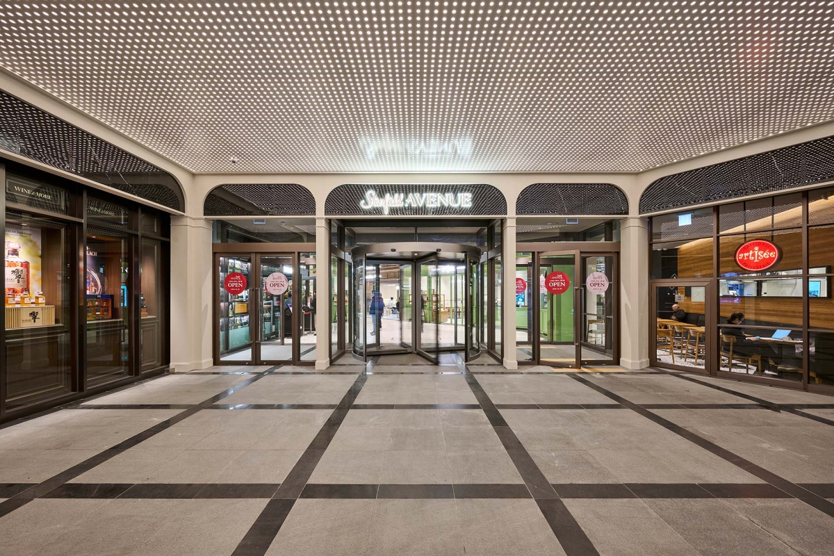 미식 복합공간 ‘스타필드애비뉴 그랑서울’ 오픈 첫날 대기 행렬   1847-Image