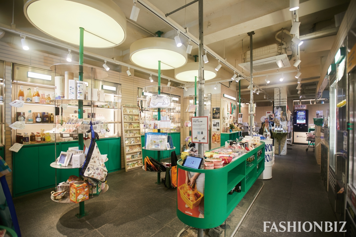 [월요기획] 뉴 헤리티지 ‘광장시장’ 상권, K-패션·뷰티·F&B 입점 속속 11037-Image