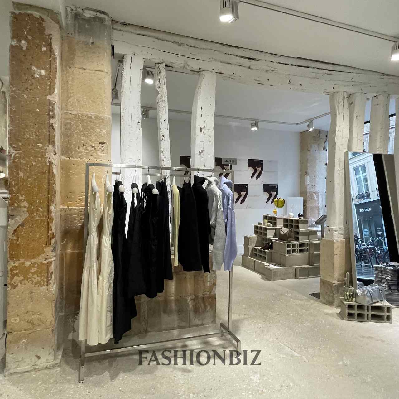 [해외리포트] 다나야드, 파리 마레 지구에 'K-패션' 편집 매장 오픈 2414-Image