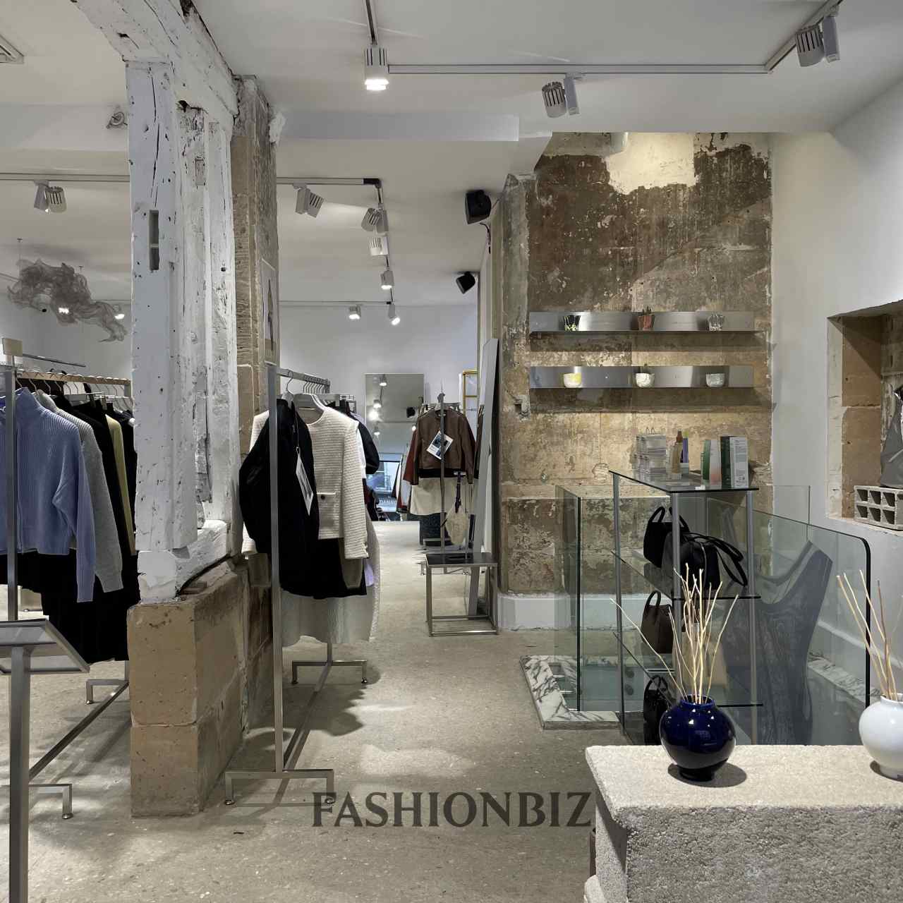 [해외리포트] 다나야드, 파리 마레 지구에 'K-패션' 편집 매장 오픈 3363-Image