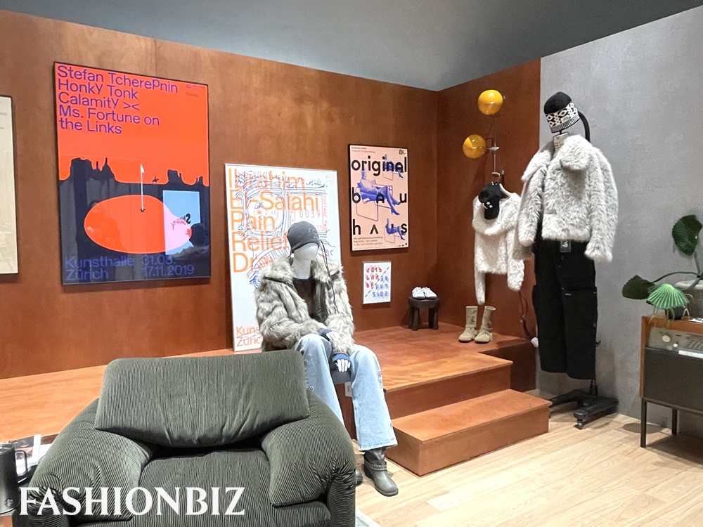 내가 찾던 옷장이 여기에?... 성수 한복판에 뜬 '더블유클로젯' 2470-Image