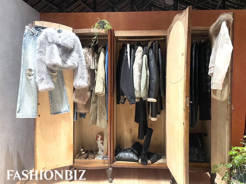 내가 찾던 옷장이 여기에?... 성수 한복판에 뜬 '더블유클로젯' 4006-Image