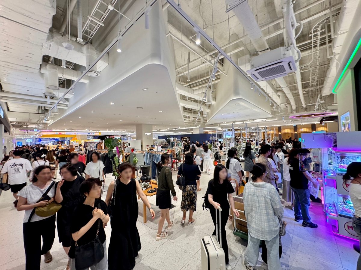 '6500억 호실적' 아이파크몰, 메가숍 · 패션 MD 흥행몰이 통했다 2787-Image