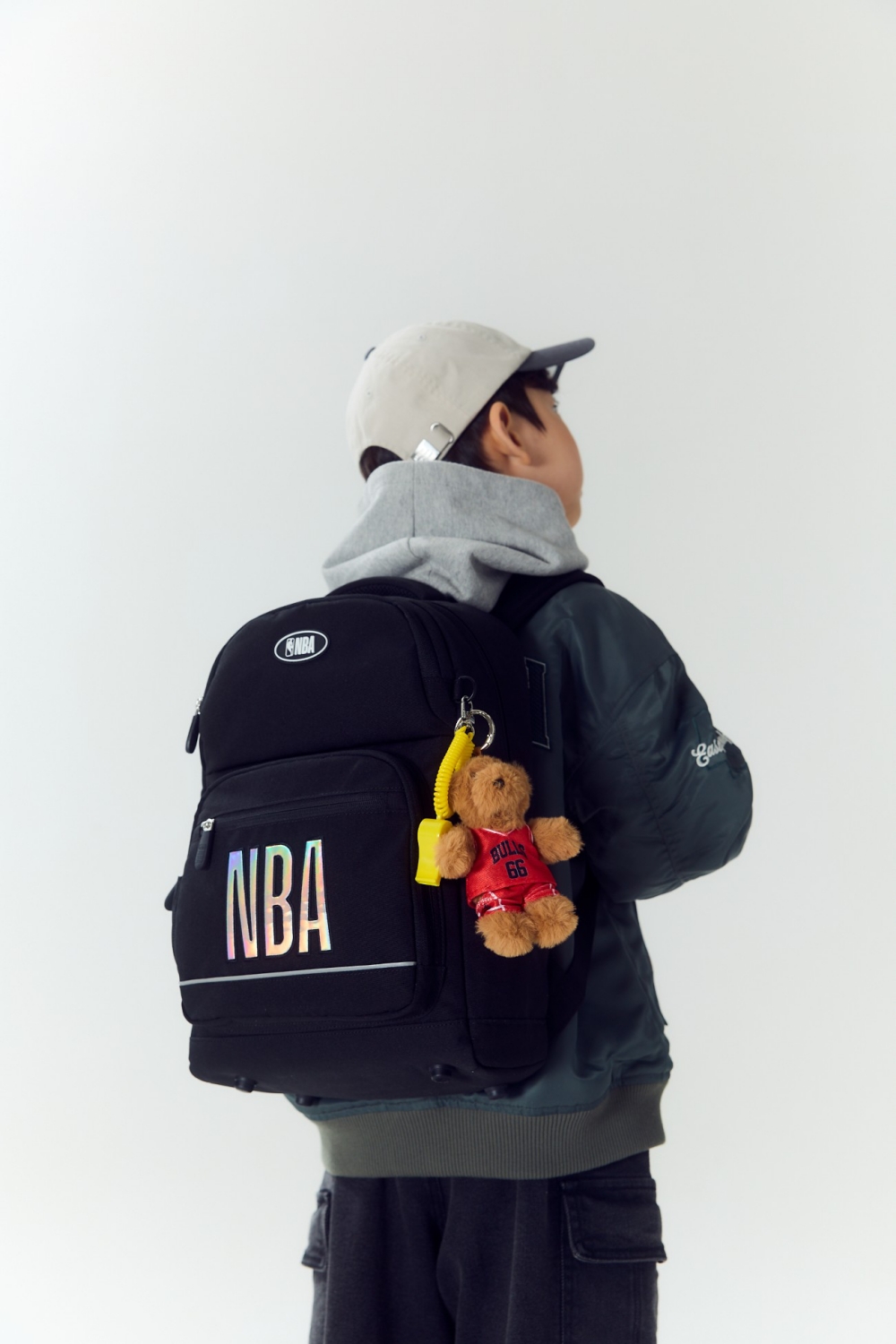 ‘아이가 직접 선택’ NBA키즈, 농구 헤리티지 담은 신학기 책가방 선봬 1004-Image