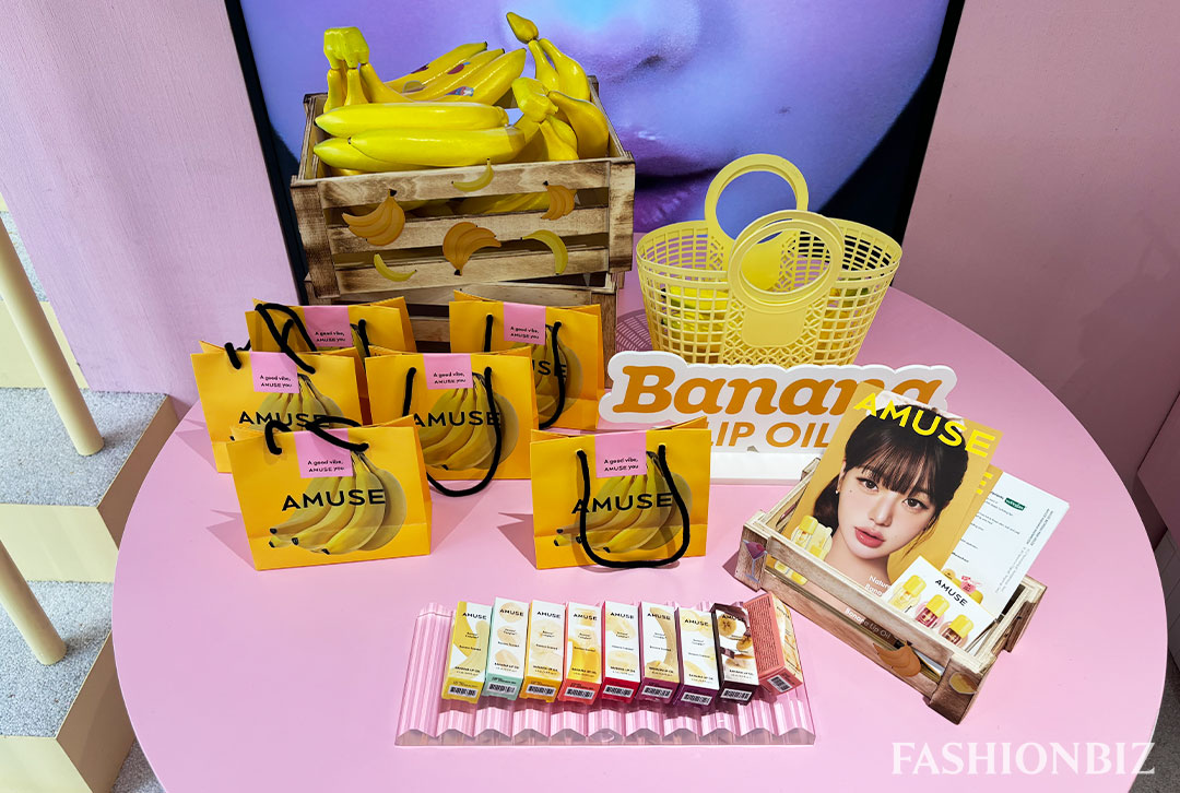 어뮤즈, 성수 플래그십서 ‘바나나 립 오일’ 프로모션 진행 1136-Image