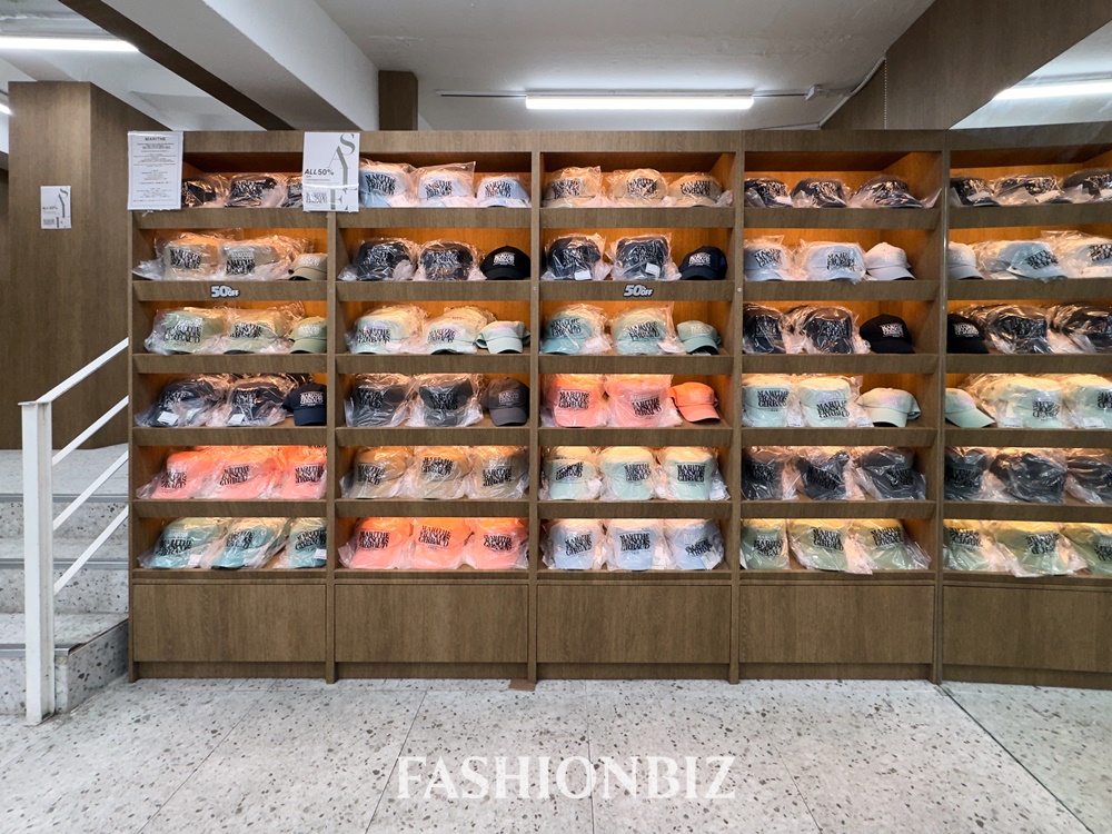 [월요기획] 상표권 분쟁 종결?... 명동·강남서 ‘두 개의 마리떼’ 혼선 4038-Image