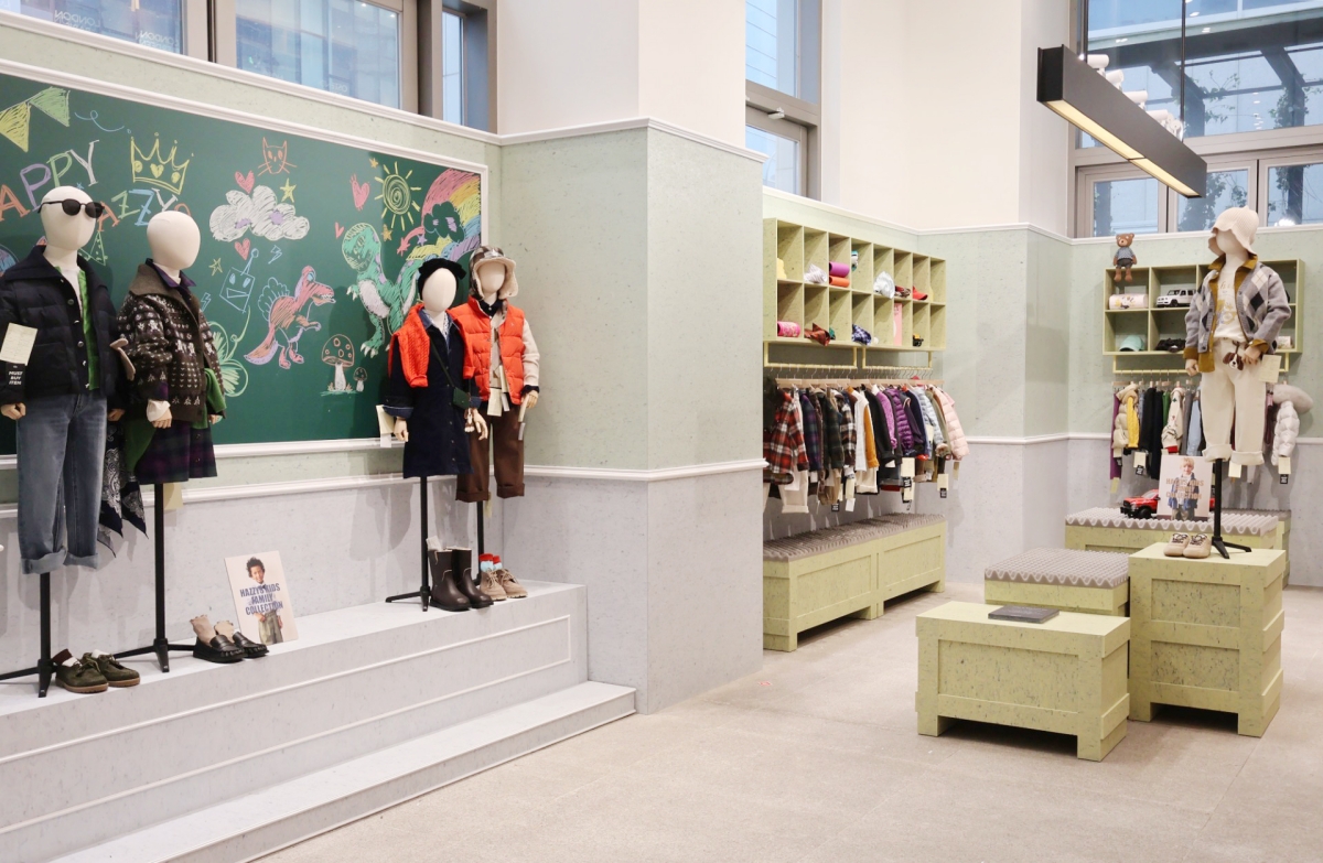 '헤지스' 명동서 2026 F/W 선공개… 수주 넘어 브랜드 세계관 경험 1695-Image