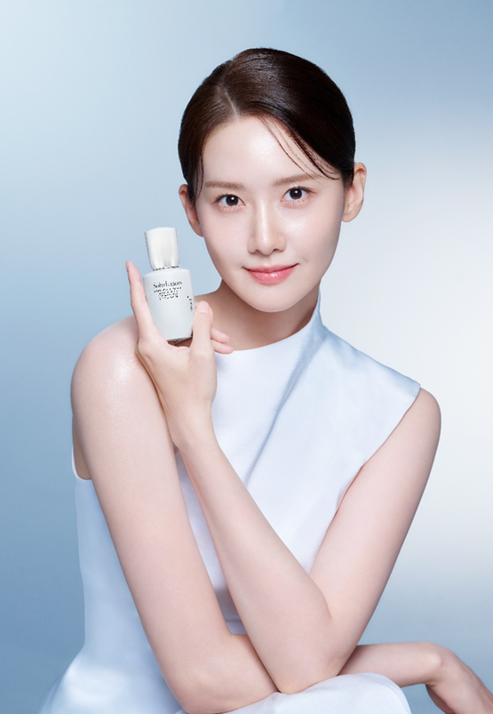 설화수, 투명한 피부 위한 '자정앰플세럼' 출시 27-Image