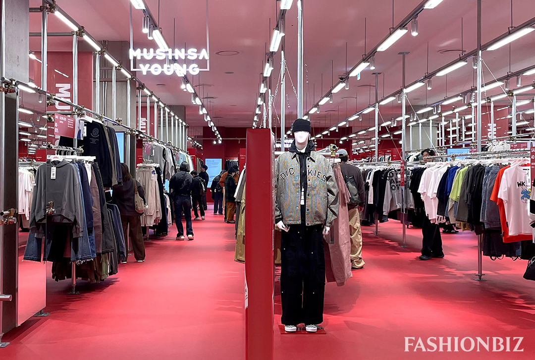 [르포] “이 가격 맞아요?”… 무신사 첫 아울렛, 롯데몰 은평 들썩 2657-Image