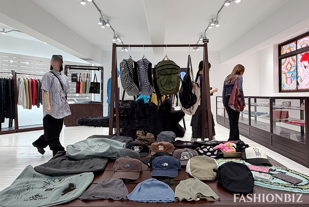 성수 플래그십 확장한 ‘나이스고스트클럽’ 랜드마크형 체험 매장 완성 3839-Image