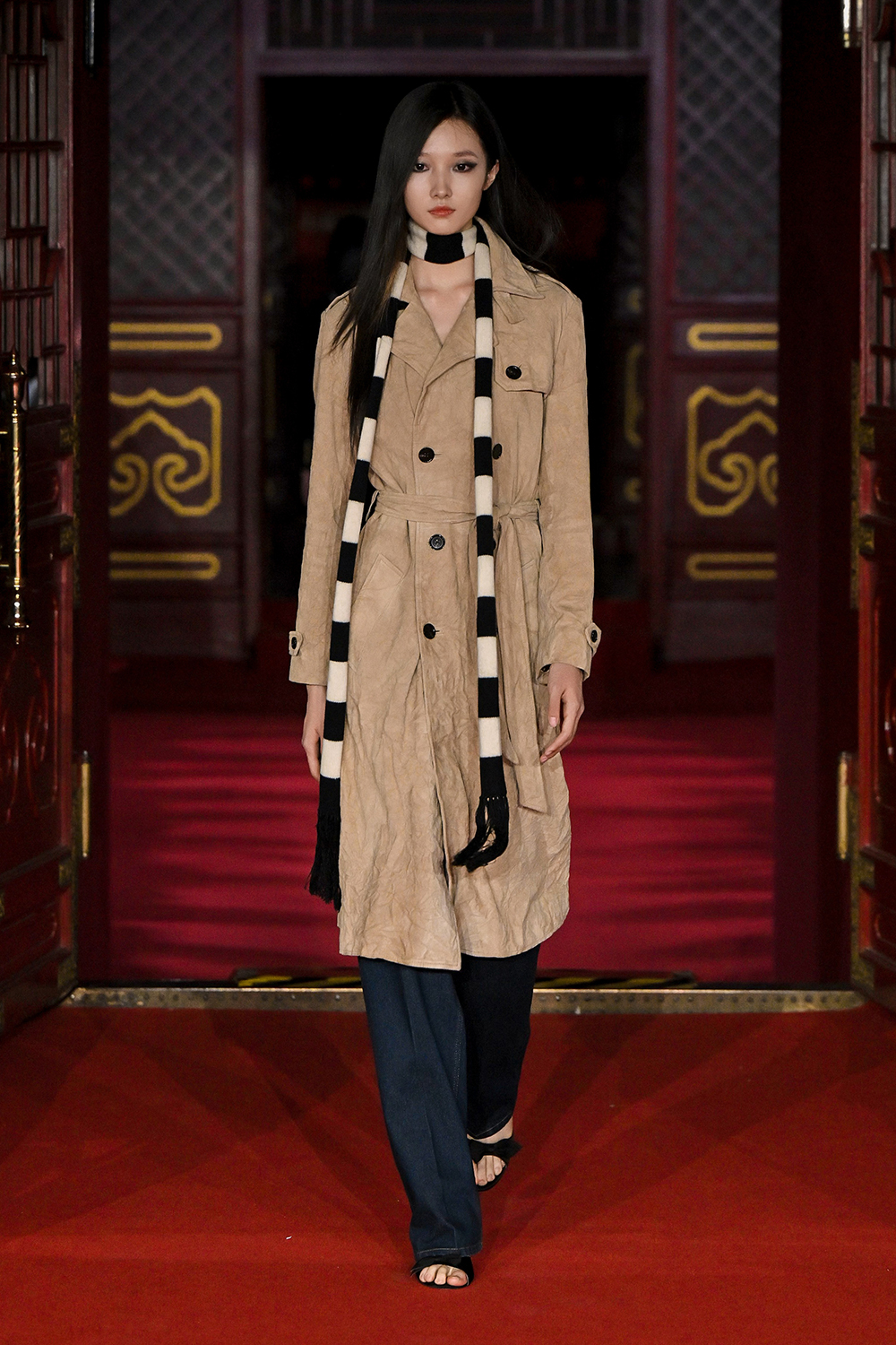 쟈딕앤볼테르, 베이징서 2026 FW 컬렉션 공개... 배우 이성경 참석 2344-Image