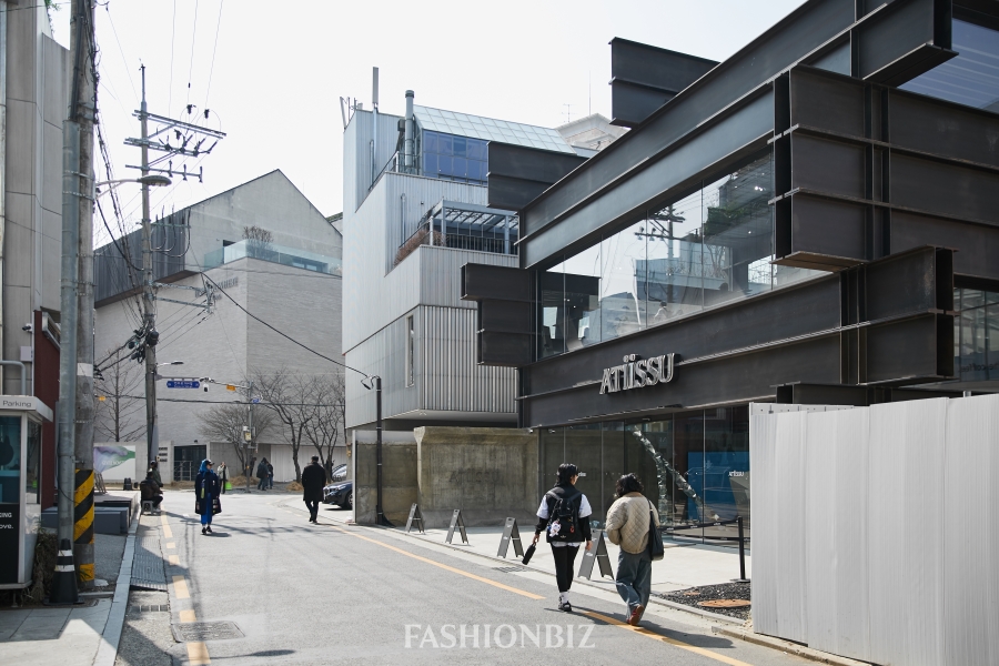 [포토] 서울 상권의 두 심장 '성수' vs '도산' 1925-Image