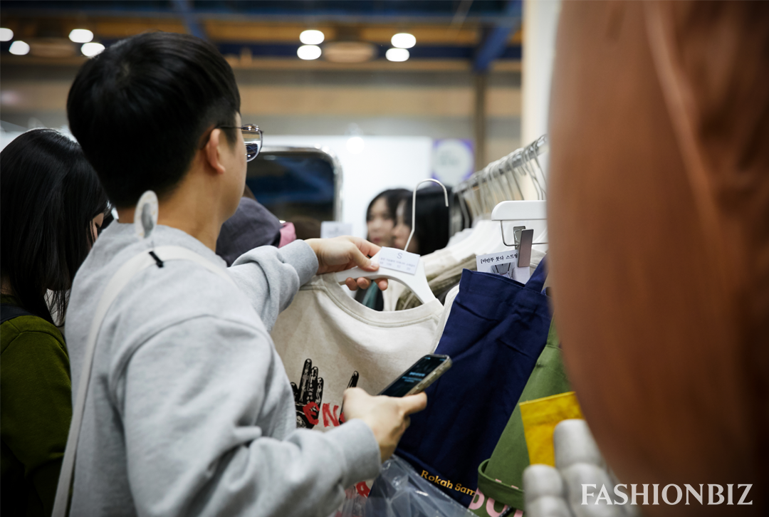 [르포] 종교를 넘어 문화로… ‘불교코어’ MZ 세대 사로잡아  1132-Image