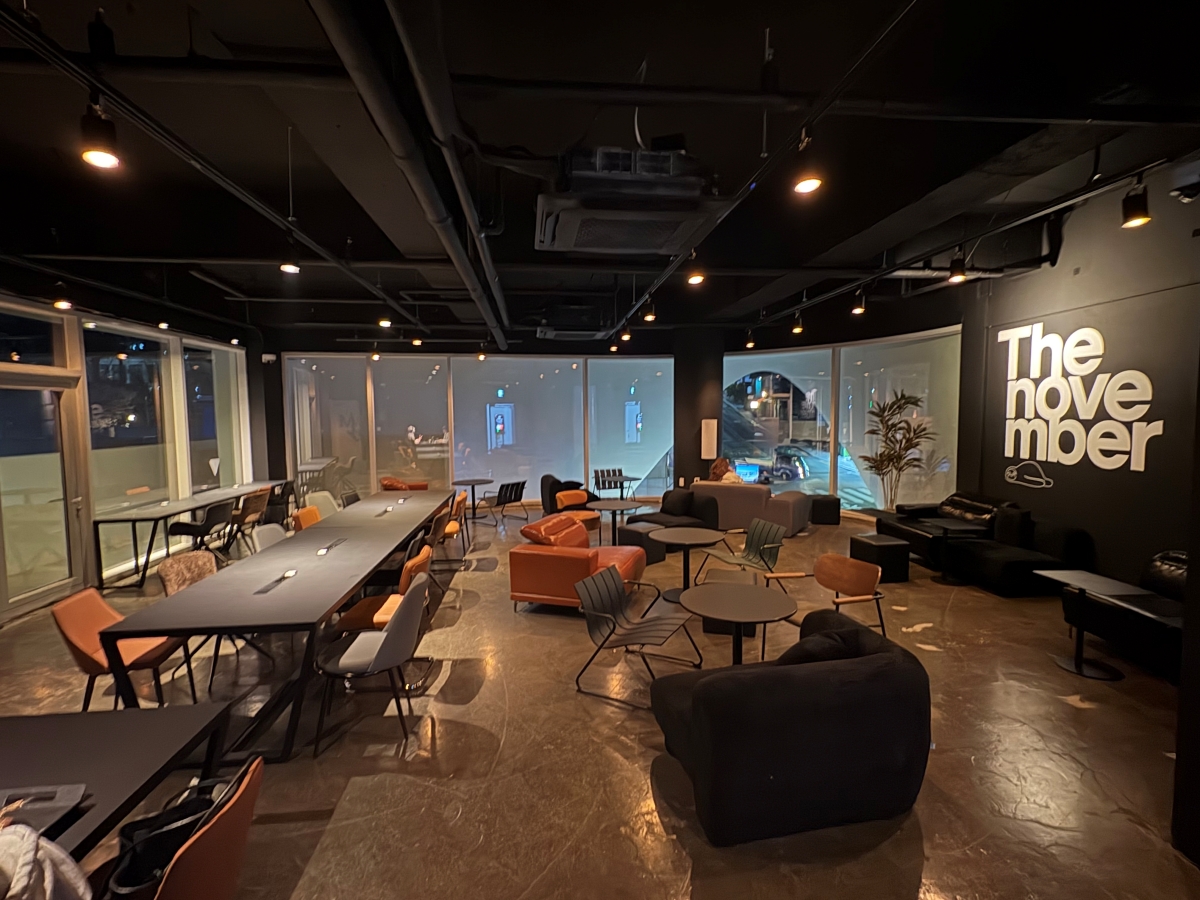 24시간 프리미엄 카페 ‘노벰버라운지’, 이화여대길 루튼빌딩에 51호점 정식 오픈 993-Image