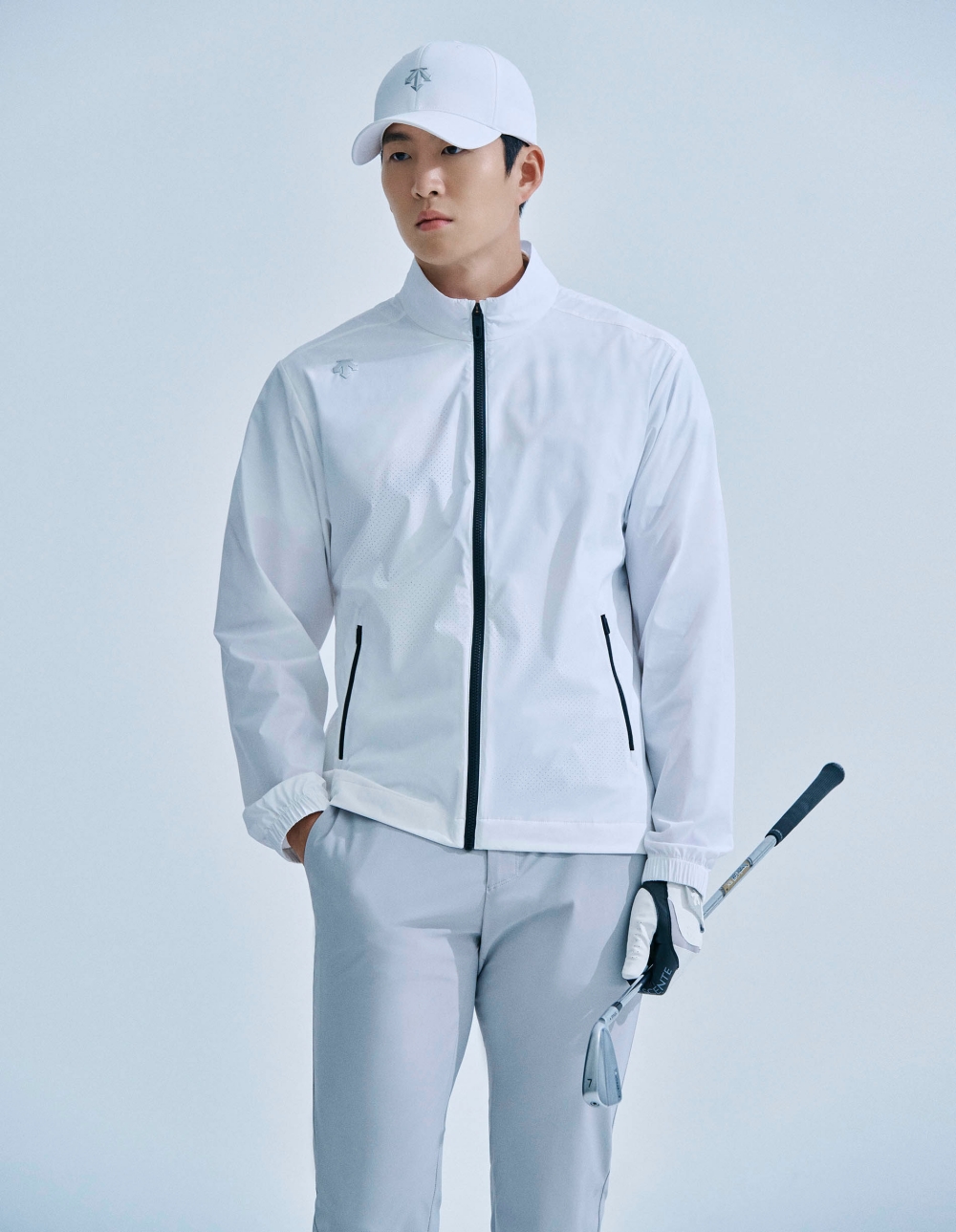 데상트골프, ‘에어메시 시리즈’로 여름 골프웨어 수요 선점 나서  2413-Image