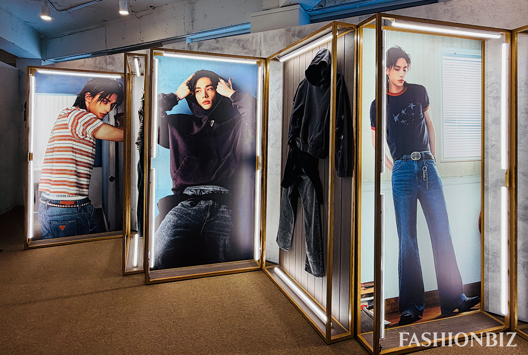 [포토] 먼저 다녀온 ‘게스 ROOM 1981’ 성수 팝업 현장 2504-Image