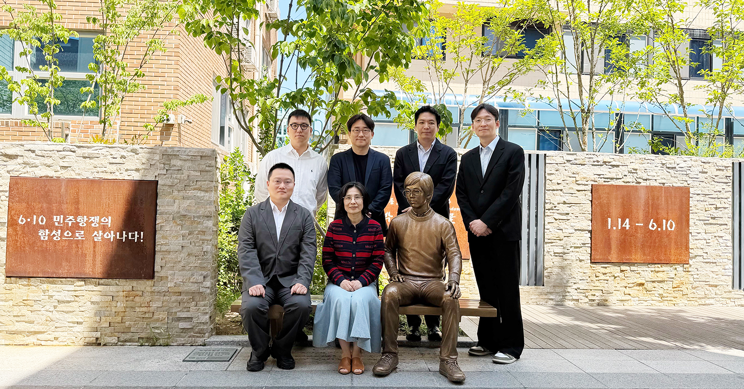 무신사 임원진, 박종철센터 찾아 7년 전 마케팅 논란 재차 사과 27-Image