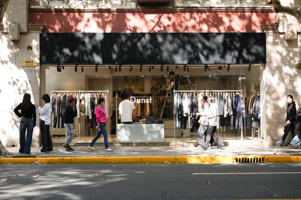 던스트, 상하이 화이하이중루 팝업 오픈… 중국 2030 공략 가속화 3-Image