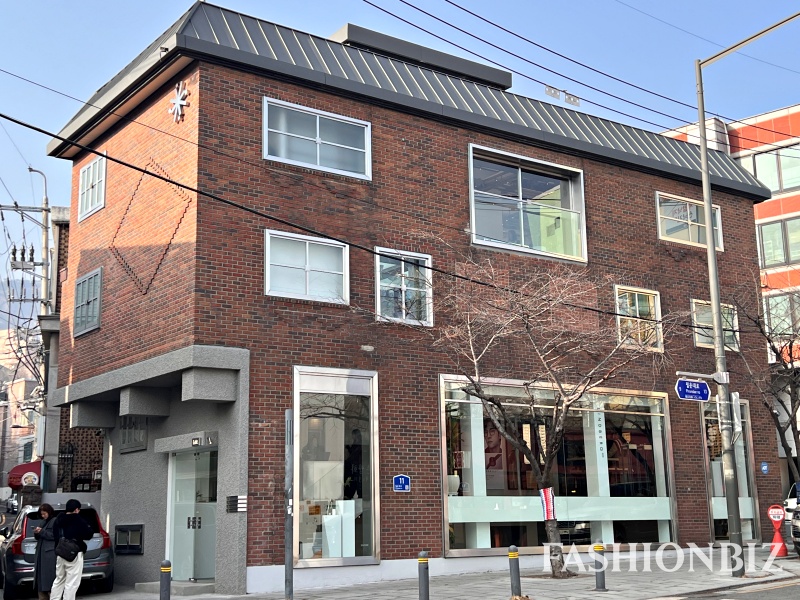 젠틀몬스터부터 린드버그까지… 토탈선글라스 ‘에딧서촌’ 오픈 3-Image