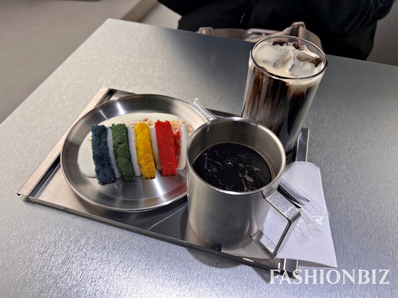 “지드래곤 세계관 끼고·보고·먹다