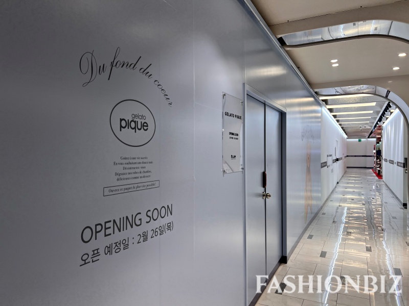 갤러리아의 실험? ‘명품 슈즈’ 비우고 '무신사·아더에러' 채운다 2116-Image