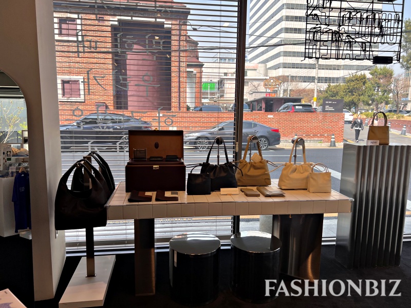 플랫폼엘, 개관 10주년 하루키 특별전 개최... 문학·예술·패션 잇는다 1926-Image