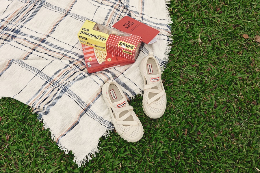 헌터, 메리 제인 슈즈 라인업 확대… 신제품 2종 선봬 3-Image