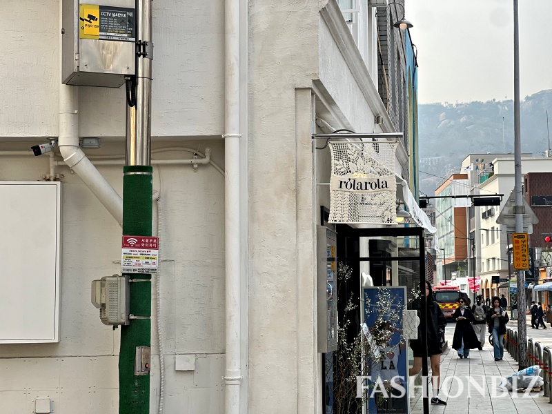 로라로라, 서촌에 최대 규모 플래그십… 공간 경험 강화 1634-Image