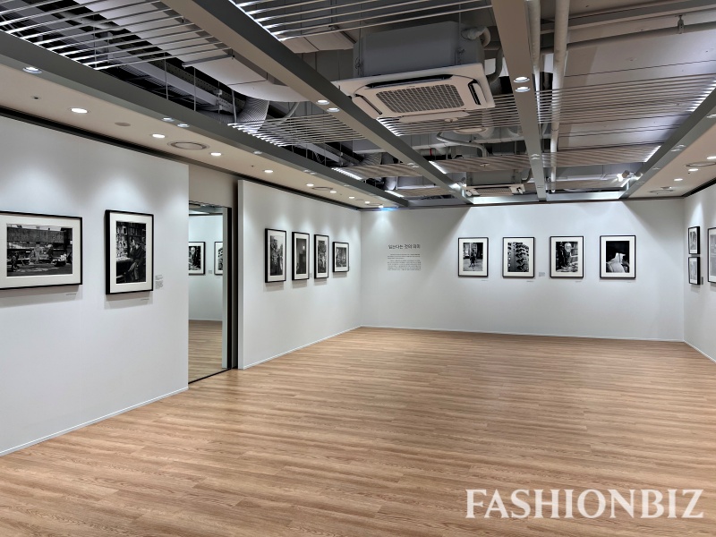 [현장] 유니클로, ‘철수’했던 명동에 '최대·최대·최대'로 돌아왔다 2788-Image